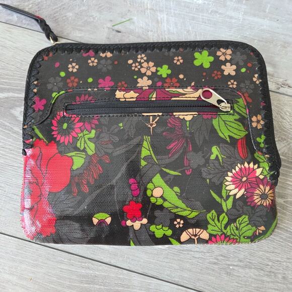 The SAK Sakroots Artist Circle Tablet Sleeve Black Flower Power Zip Eco-Friendly - Picture 6 of 9